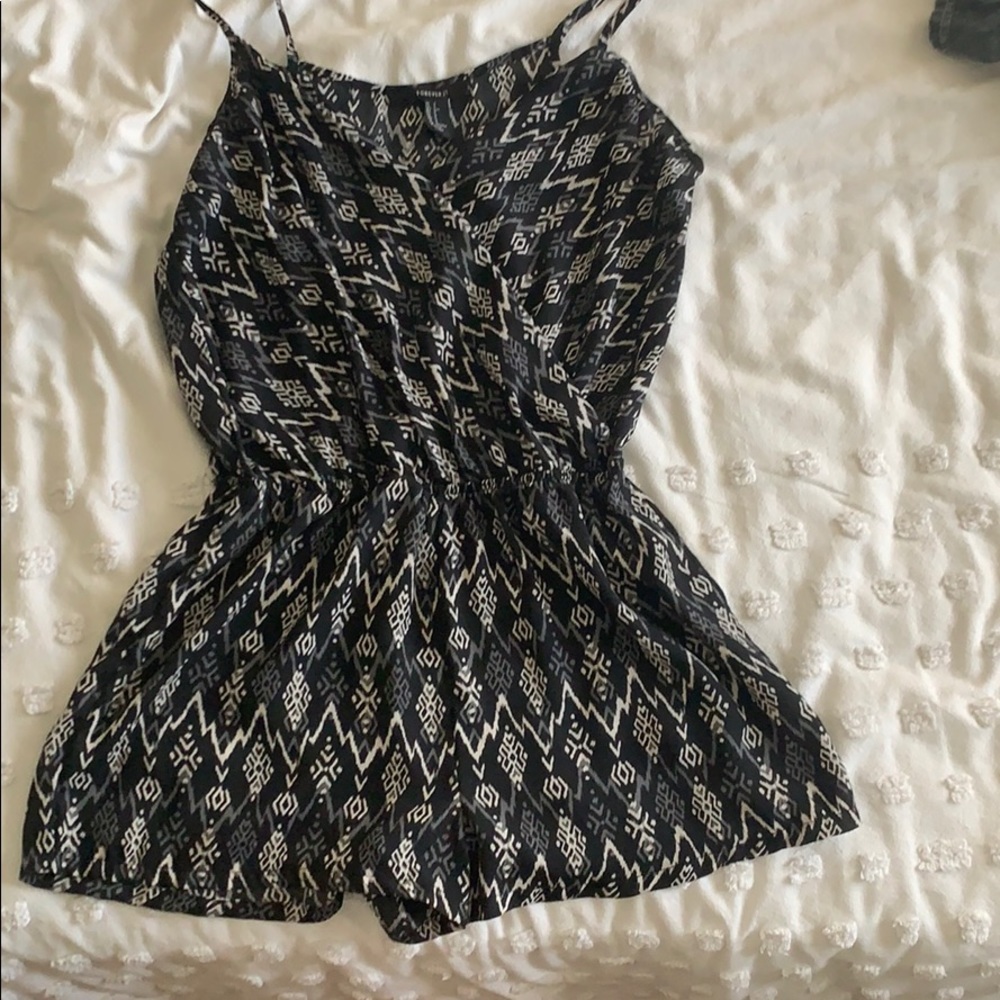 NWOT Forever 21 romper